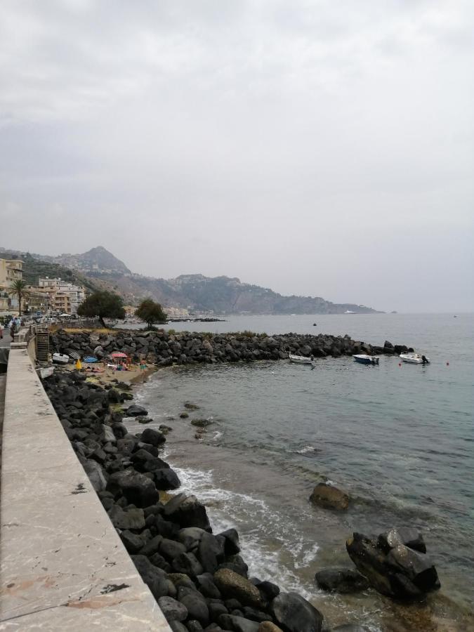 Marvin'S Home Giardini Naxos Bagian luar foto